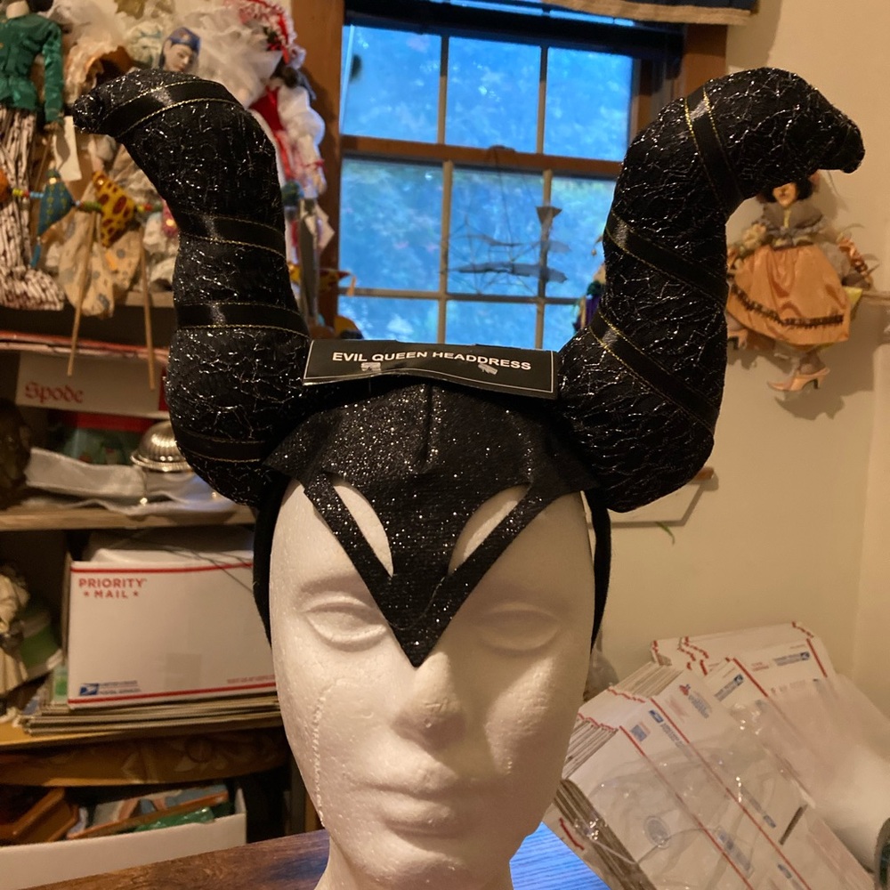 Jacobson black evil queen glitter horns headband